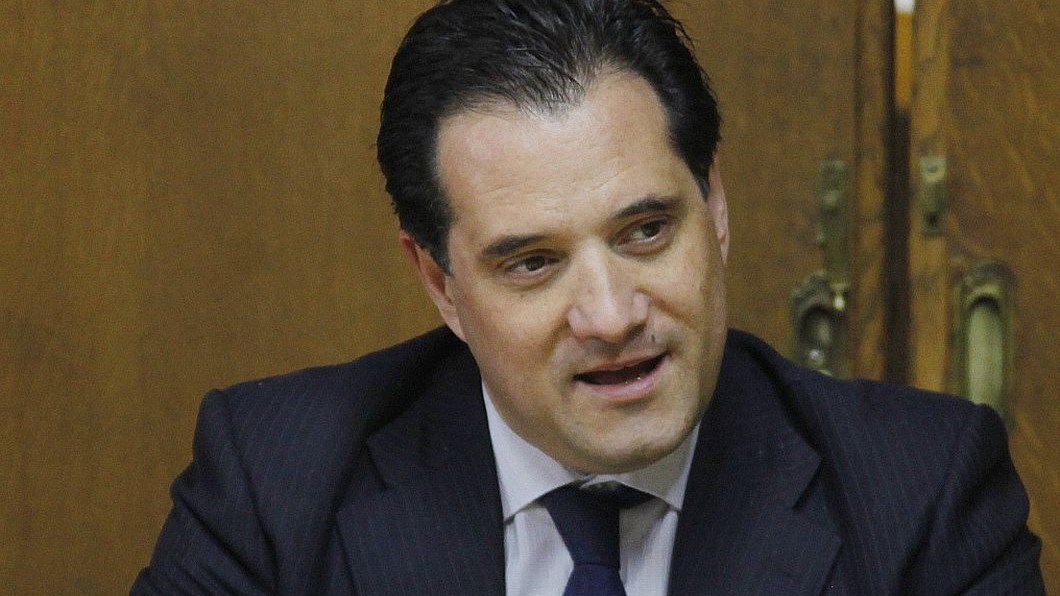 Άναψαν φωτιές οι δηλώσεις του Άδωνι Γεωργιάδη στο Λονδίνο – ΒΙΝΤΕΟ