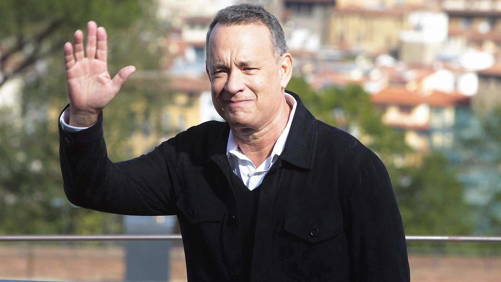 Ο Τομ Χανκς, οι δημοσιογράφοι και η καφετιέρα – ΦΩΤΟ