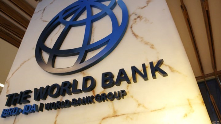 Politico: Η Ελλάδα προσεγγίζει την Παγκόσμια Τράπεζα για ρευστό