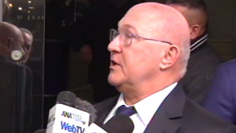 Μήνυμα Σαπέν στο ΔΝΤ να περιορίσει τις απαιτήσεις του – ΒΙΝΤΕΟ