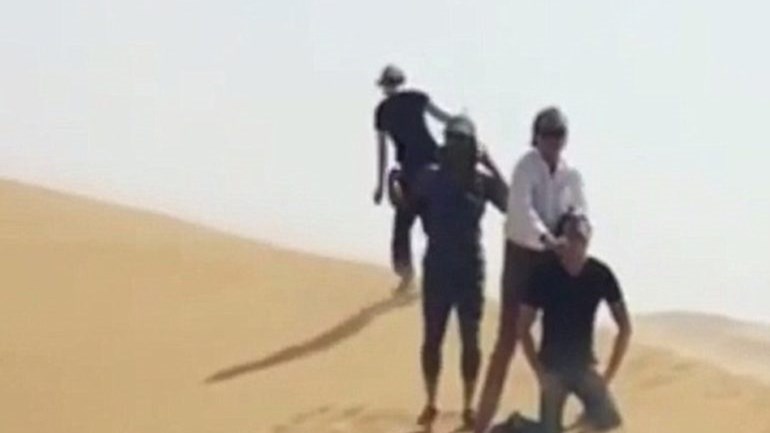 Σάλος με το ανατριχιαστικό βίντεο του Ροντ Στιούαρτ  – ΒΙΝΤΕΟ