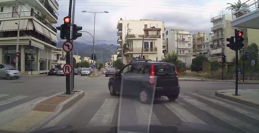 Σοκαριστικό βίντεο – Έλληνας οδηγός καταγράφει τα «εγκλήματα» στους ελληνικούς δρόμους