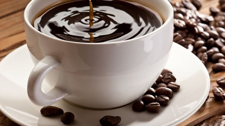 10 πράγματα που θα σας ξυπνήσουν καλύτερα από τον καφέ