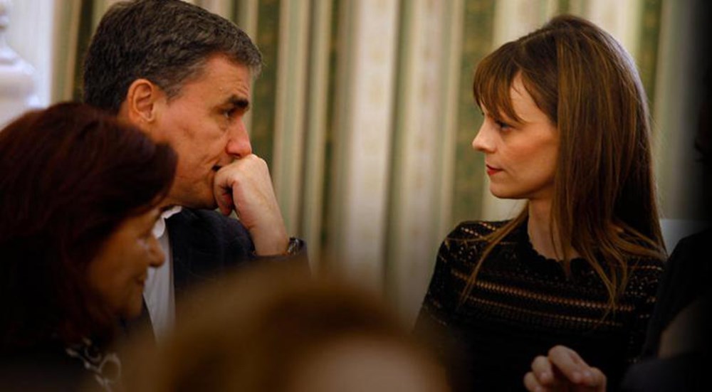 Σε εξέλιξη η συνάντηση Τσακαλώτου – Αχτσιόγλου με τους δανειστές