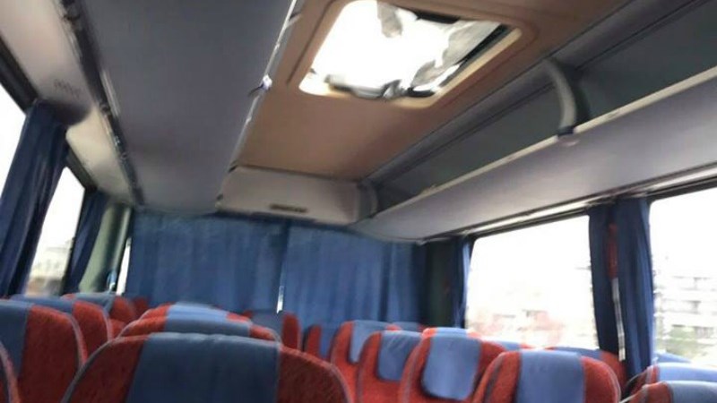 Επίθεση με πέτρες στο πούλμαν του Ολυμπιακού – ΦΩΤΟ