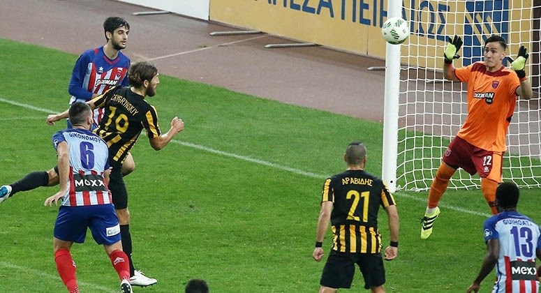 Δυο σερί κοντράρονται στη Νέα Σμύρνη