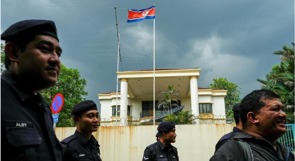 Ανεβαίνει επικίνδυνα η ένταση ανάμεσα σε Μαλαισία και Πιονγκγιάνγκ