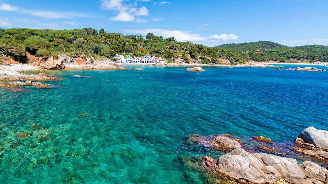 2 ελληνικοί προορισμοί στους καλύτερους για οικογενειακές διακοπές στην Ευρώπη