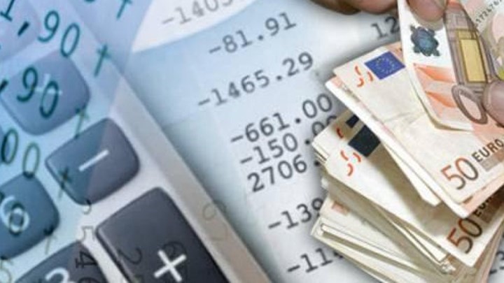 Αυτές είναι οι μειώσεις φόρων στους πολιτικούς