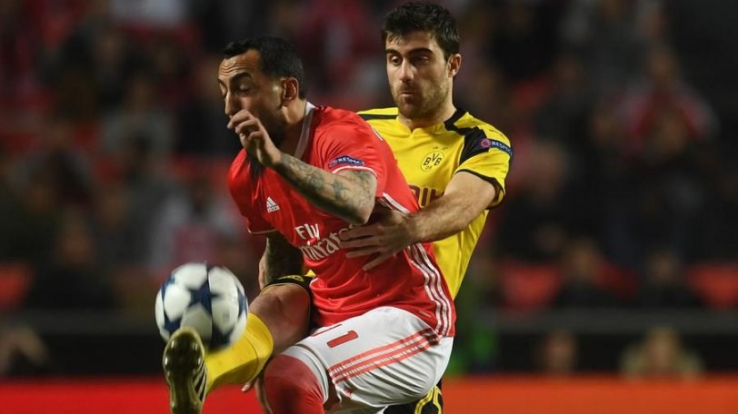 Φαβορί ο Σωκράτης, κίνδυνος ο Μήτρογλου