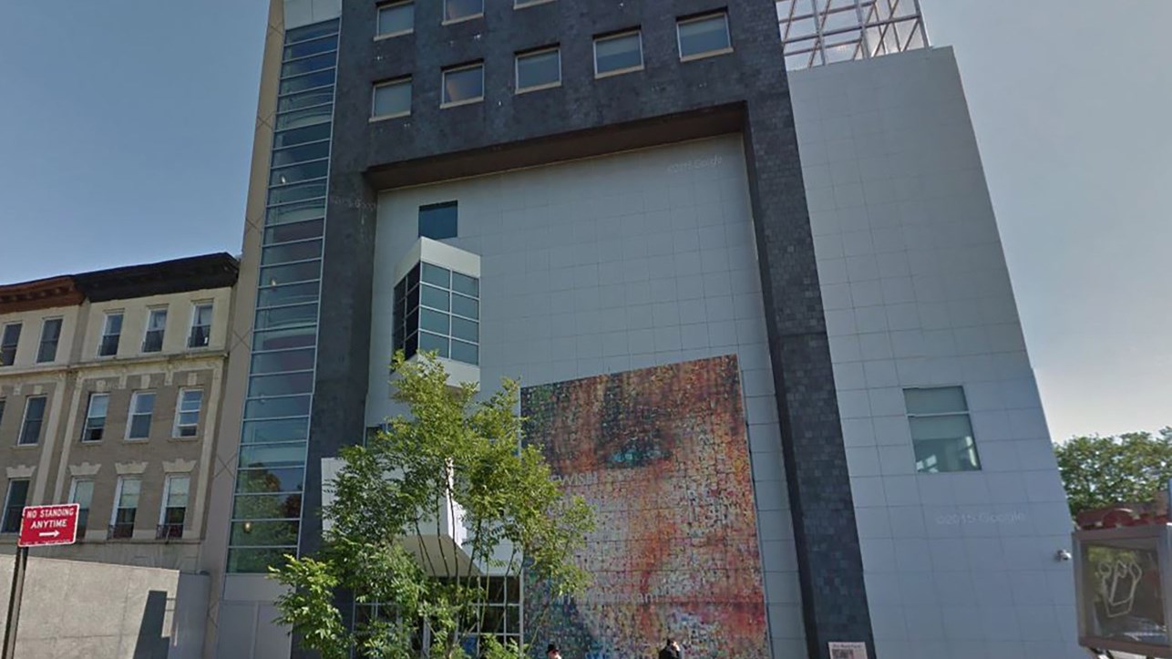 Εκκενώνεται μουσείο στο Μπρούκλιν έπειτα από απειλή για βόμβα – ΤΩΡΑ