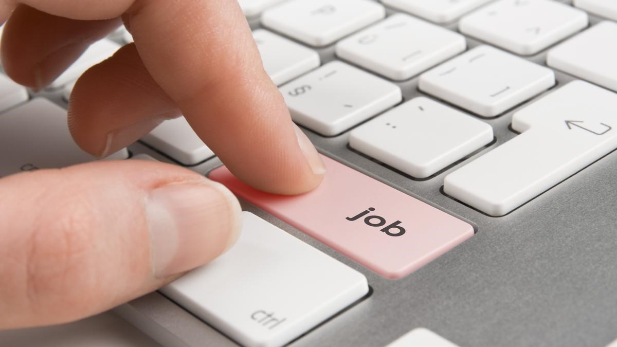 Ρεκόρ στην απώλεια θέσεων εργασίας το πρώτο δίμηνο του 2017