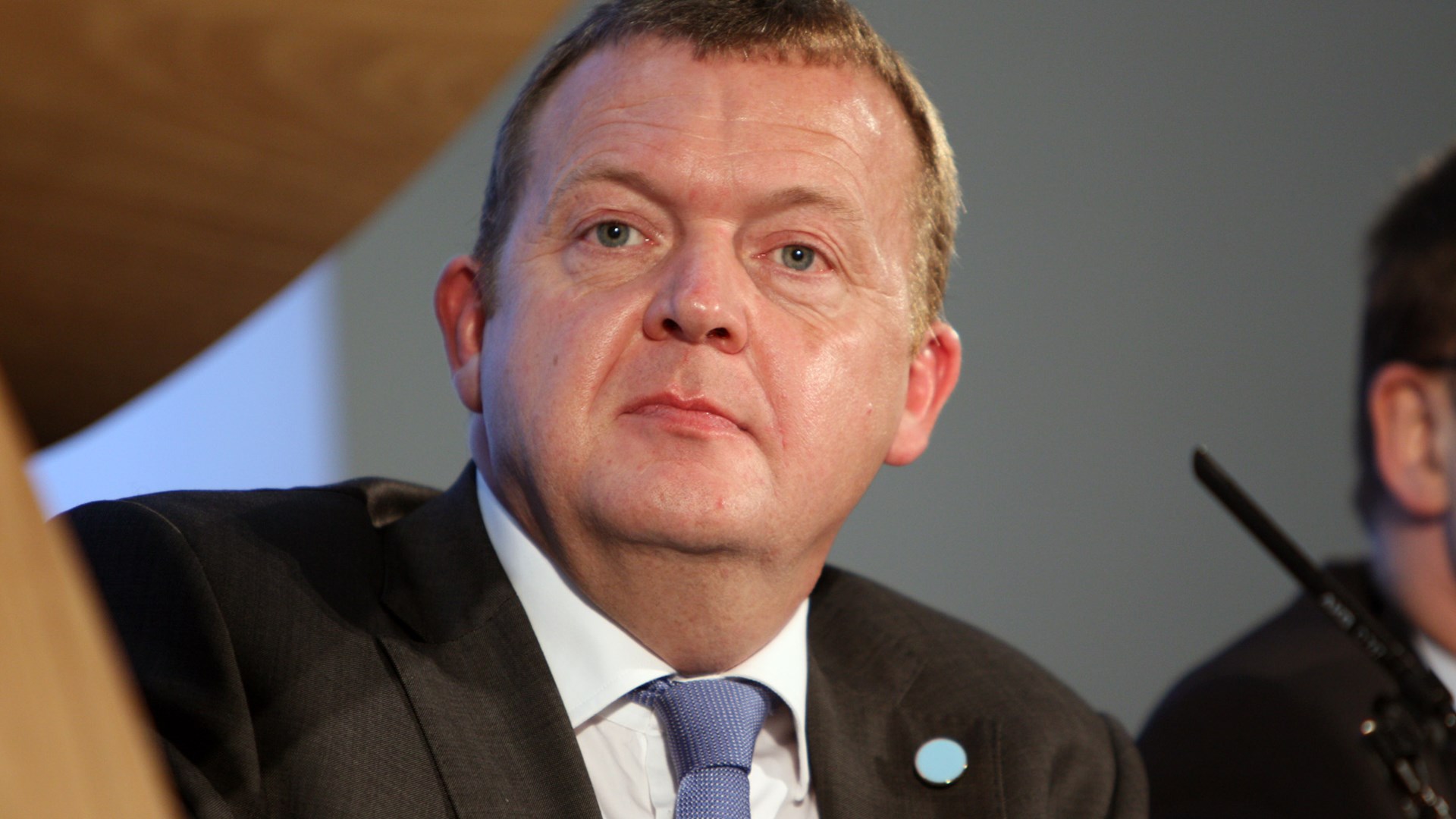 Η Δανία προτείνει να αναβληθεί η επίσκεψη του Τούρκου Πρωθυπουργού