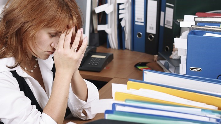 Στο δόκανο των ομαδικών απολύσεων 60.000 εργαζόμενοι