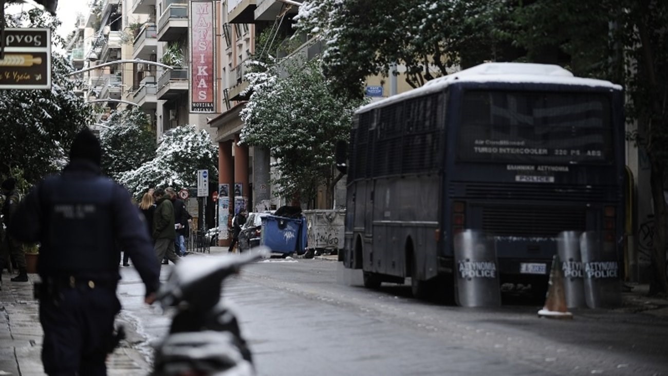 Επίθεση σε διμοιρία των ΜΑΤ στην Κυψέλη