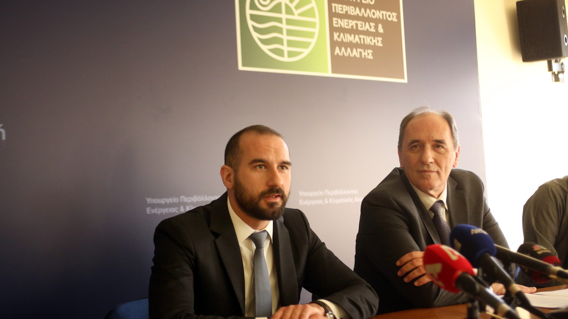 Τι είπαν Τζανακόπουλος – Σταθάκης για την υπόθεση ΔΕΣΦΑ