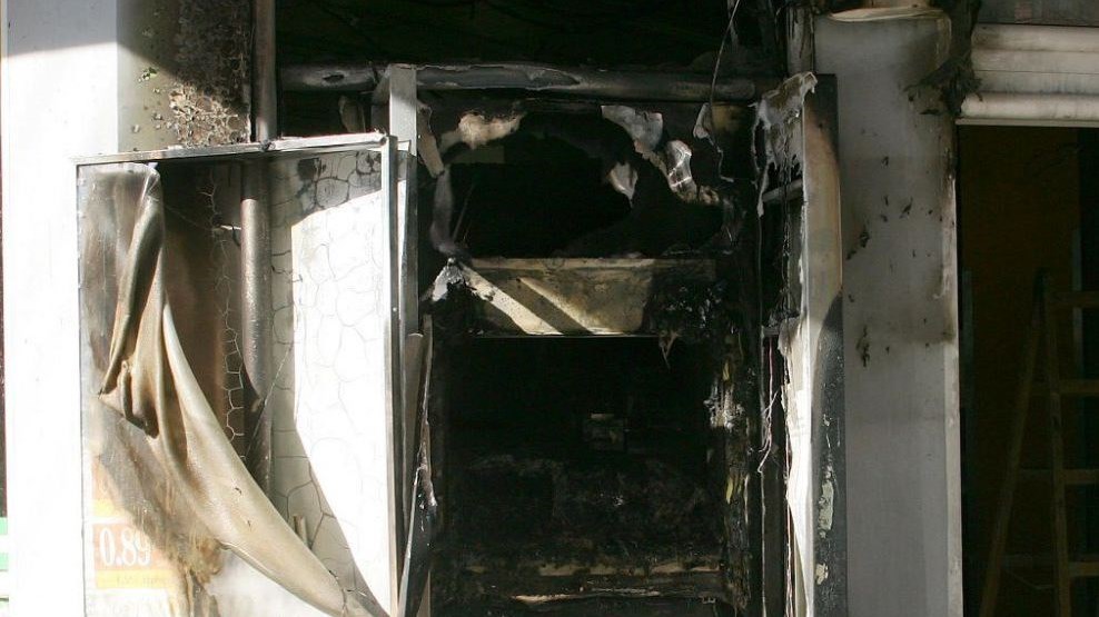 Ανατίναξαν το ΑΤΜ και πήραν 20.000 ευρώ