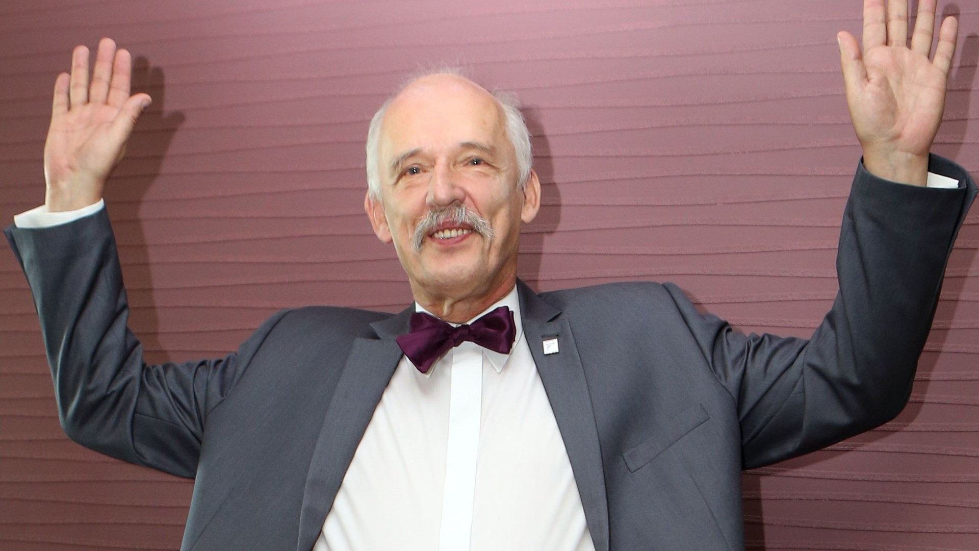 Η ώρα της κρίσης για τον «μισογύνη» Πολωνό ευρωβουλευτή – Η απόφαση του Ευρωκοινοβουλίου