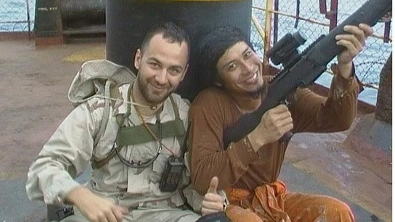 Ο Κώστας από το Survivor με το όπλο στα χέρια – ΦΩΤΟ