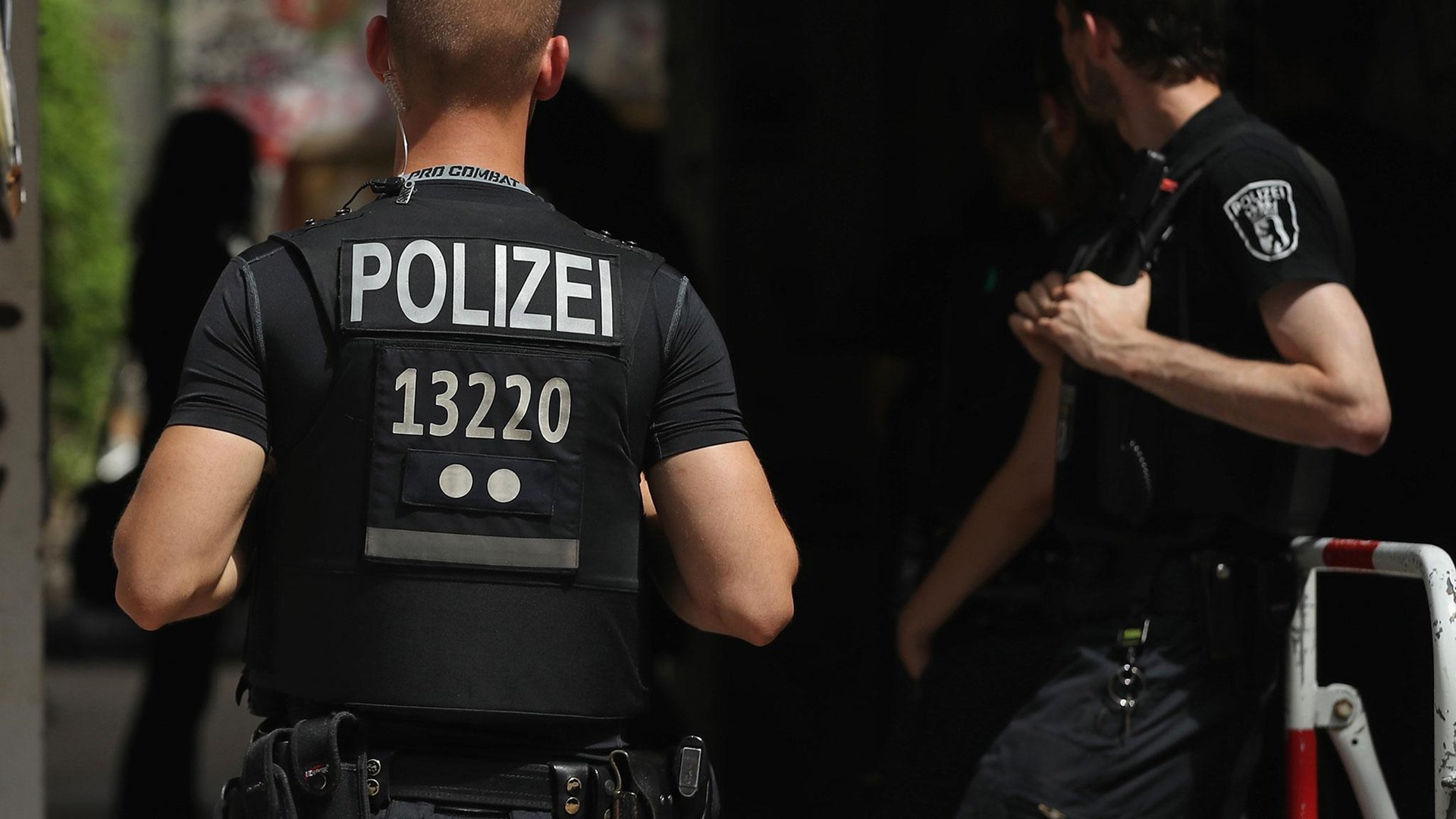 Νεοναζί σχεδίαζαν να επιτεθούν σε πρόσφυγες στη Γερμανία