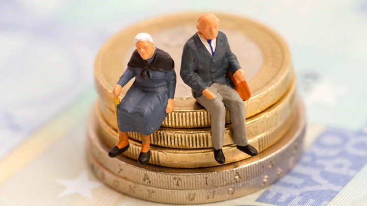 Η Ελλάδα έχει τις υψηλότερες δαπάνες για τις συντάξεις- Τι συμβαίνει σε άλλες χώρες