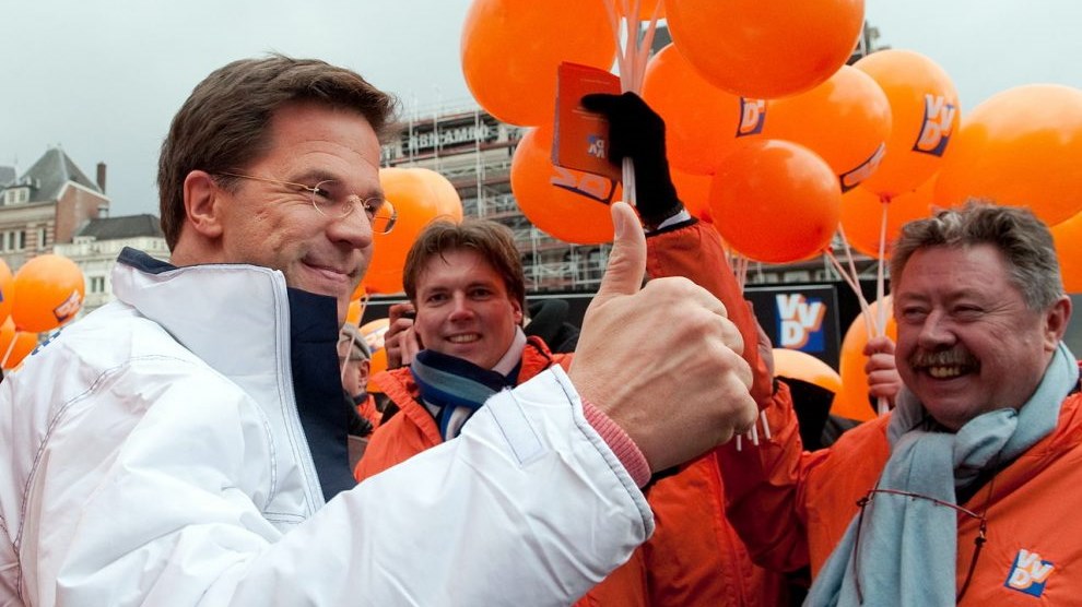 Καθαρή νίκη του Ρούτε δείχνουν τα αποτελέσματα – Μεγάλη πτώση για τον Βίλντερς