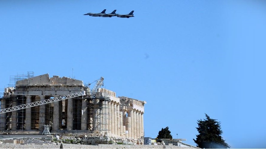 Πτήση μαχητικών σήμερα πάνω από την Αθήνα