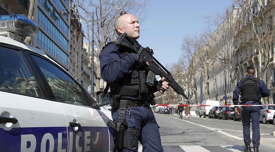 Η έκρηξη στην έδρα του ΔΝΤ στο Παρίσι – ΦΩΤΟ – ΒΙΝΤΕΟ