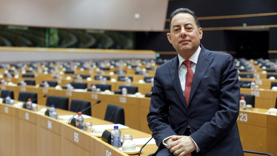 Έκκληση Πιτέλα στους δανειστές: Να κλείσει η αξιολόγηση χωρίς επιπλέον μέτρα