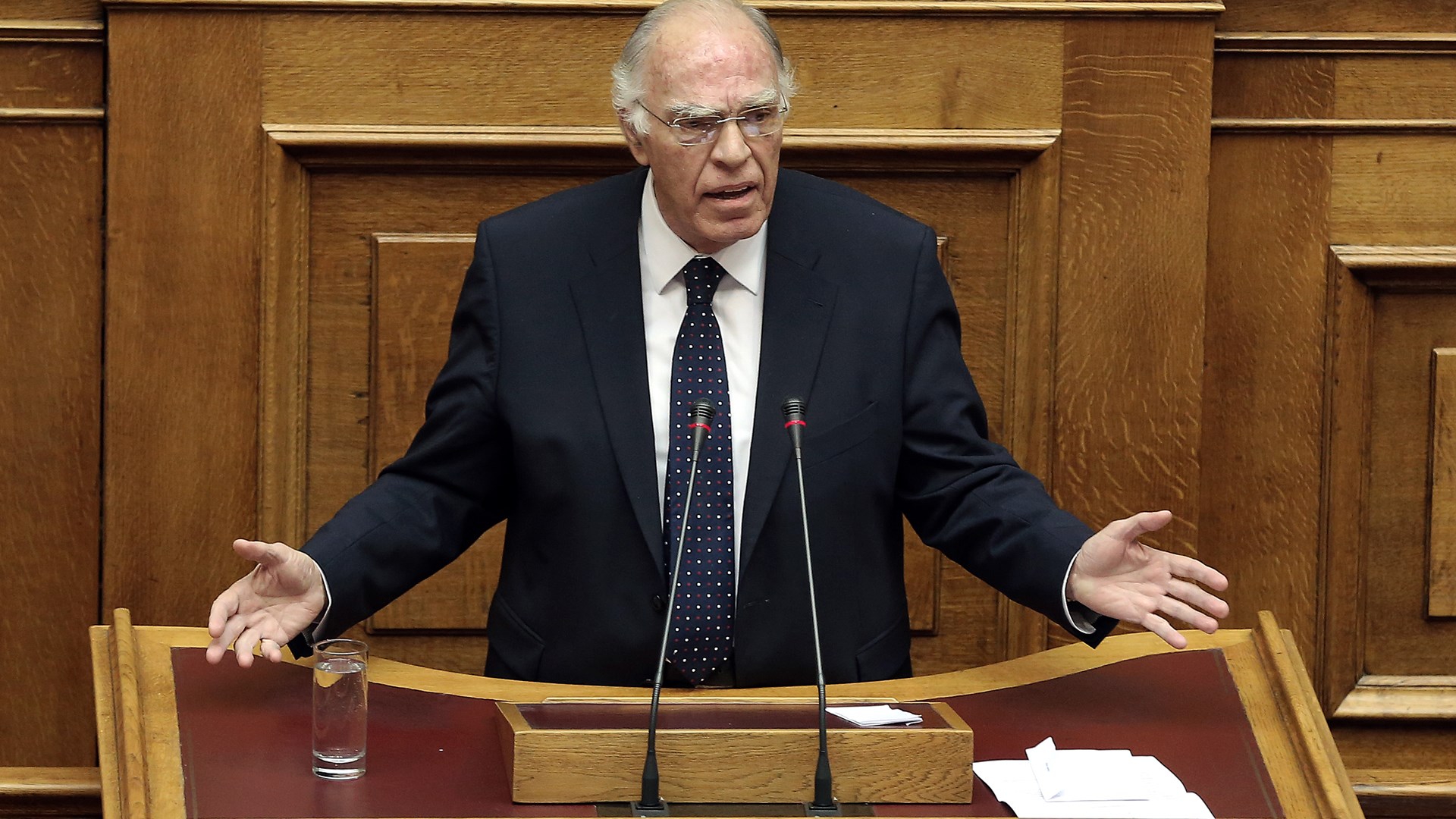 Ο Λεβέντης στον Τσίπρα: Υποχωρήστε στα εργασιακά γιατί μπορεί σύντομα να έχουμε εκλογές – ΒΙΝΤΕΟ