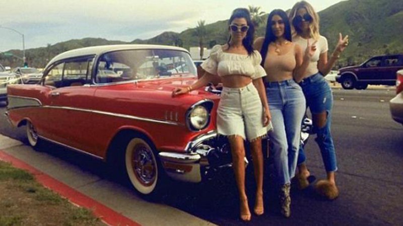 Πόσα κερδίζουν οι Καρντάσιαν από τα ποστ στα social media