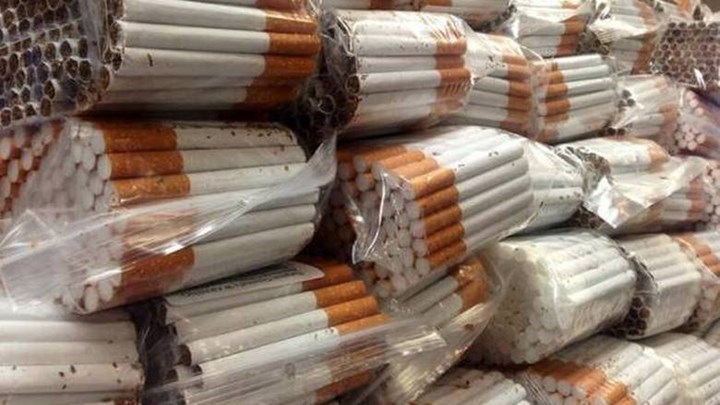 Μεγάλη «τρύπα» στα έσοδα του Δημοσίου από το λαθρεμπόριο