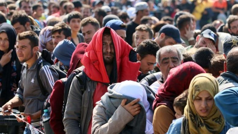 Οι Τούρκοι παίζουν με το προσφυγικό – Δραματική αύξηση των ροών