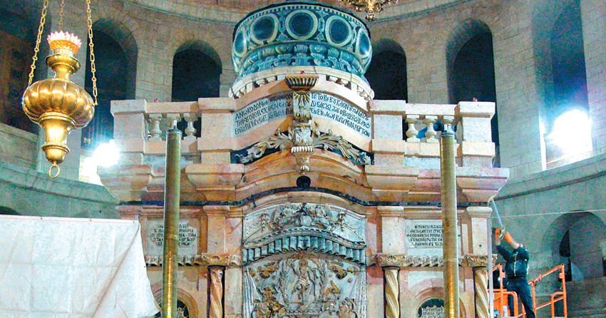 Αποκαλύπτονται τα μυστικά του Πανάγιου Τάφου – ΦΩΤΟ