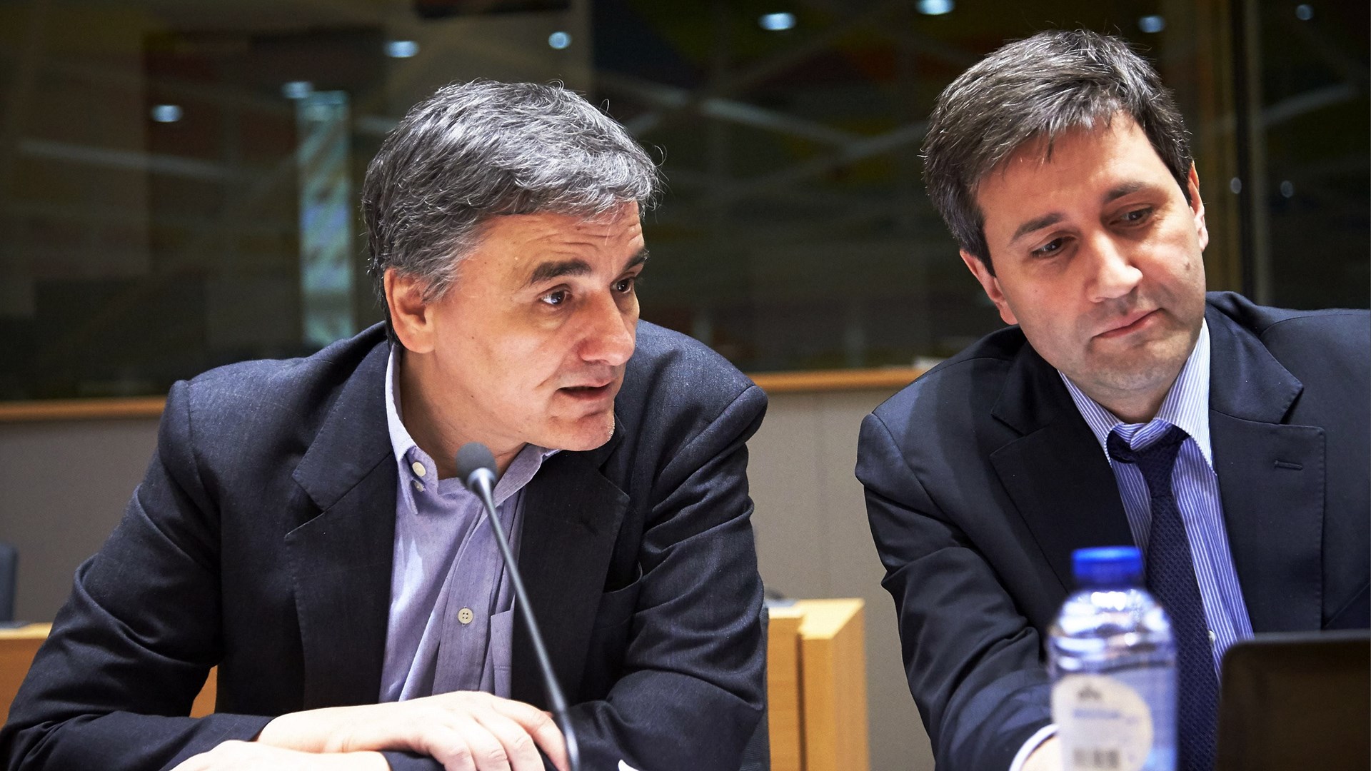 Συνάντηση Τσακαλώτου – Χουλιαράκη με τους επικεφαλής των δανειστών