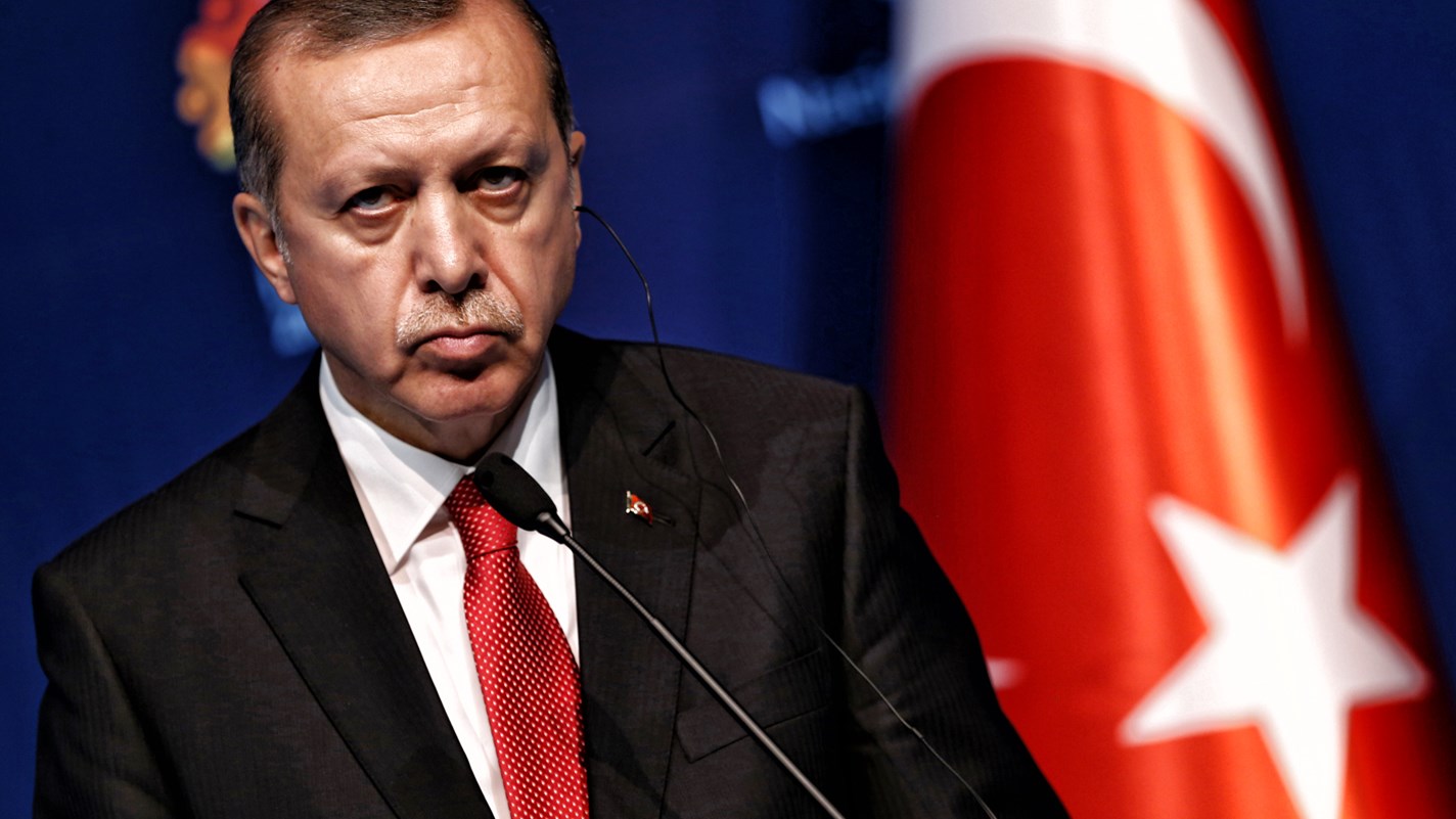 Ευθεία απειλή Ερντογάν: Κανένας Ευρωπαίος δεν θα κυκλοφορεί με ασφάλεια στους δρόμους