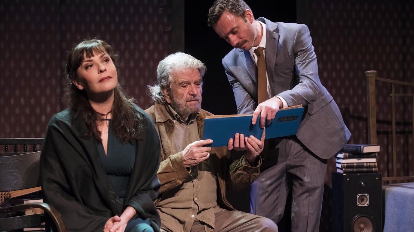 Οι ουρές στο ταμείο έφεραν παράταση για  τα «Τελευταία φεγγάρια»