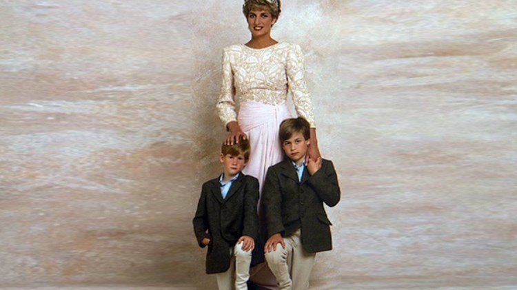 Νέες λεπτομέρειες από την προσωπική ζωή της πριγκίπισσας Νταϊάνα