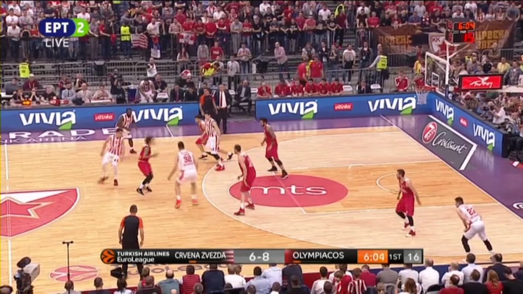 Ερυθρός Αστέρας – Ολυμπιακός  9-17 (10′)