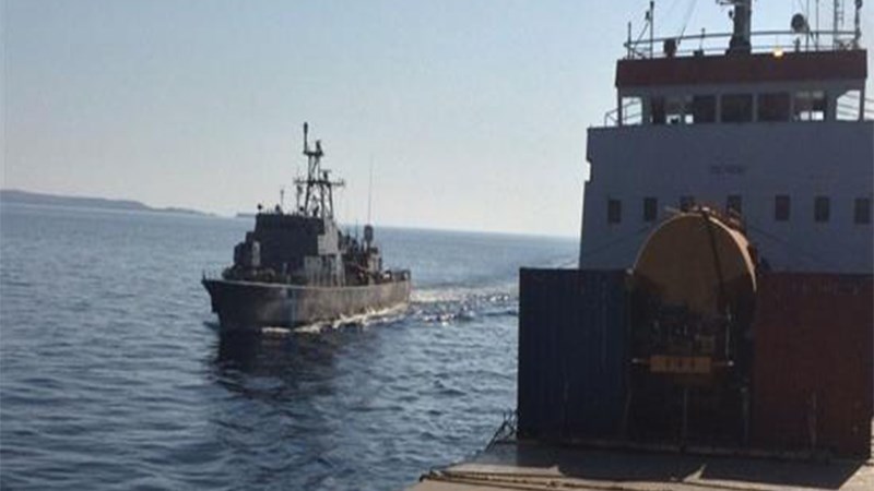 Φορτηγό πλοίο προσέκρουσε σε λιμάνι – Απαγορεύτηκε ο απόπλους