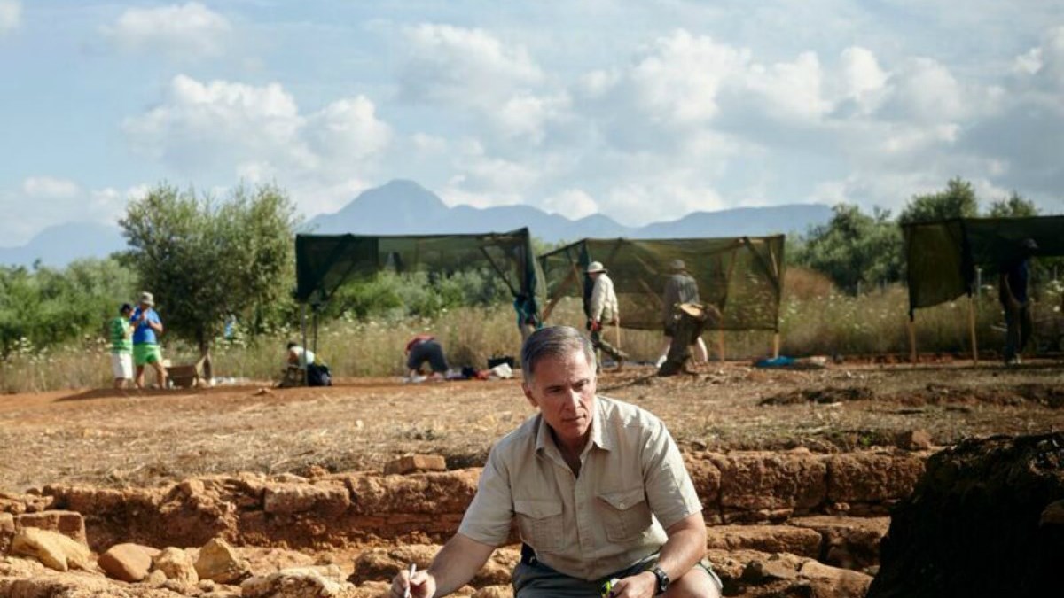 Ο Έλληνας που βοηθά στη διάδοση των Ελληνικών Σπουδών στην Αμερική