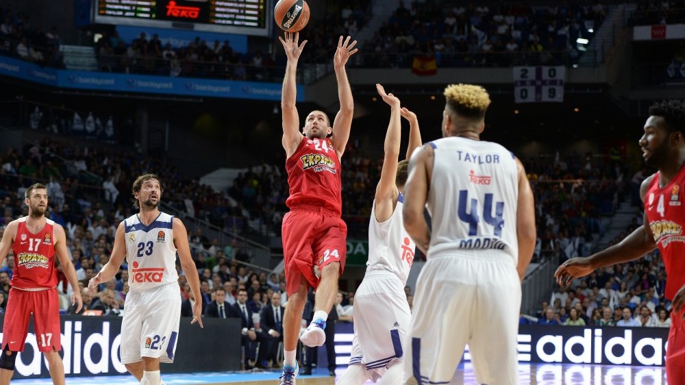 Αναντολού Εφές – Ολυμπιακός 58-50 (30′)