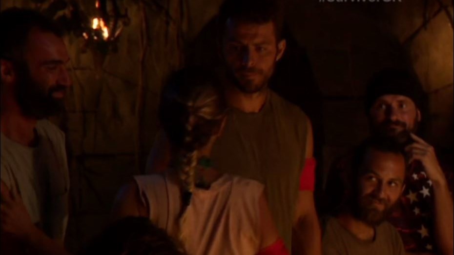 Survivor – Έτσι αποχαιρέτησε η Πασχάλη τον Αγγελόπουλο  – BINTEO