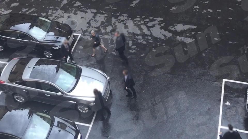 Βίντεο – ντοκουμέντο από τη στιγμή που φυγαδεύεται η Τερέζα Μέι από το βρετανικό κοινοβούλιο