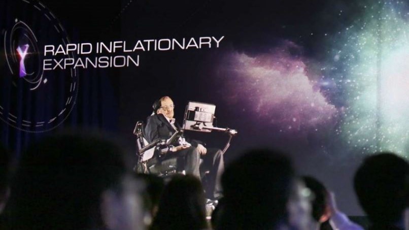 Ο Στίβεν Χόκινγκ έβγαλε ομιλία στο Χονγκ Κονγκ μέσω ολογράμματος – ΒΙΝΤΕΟ