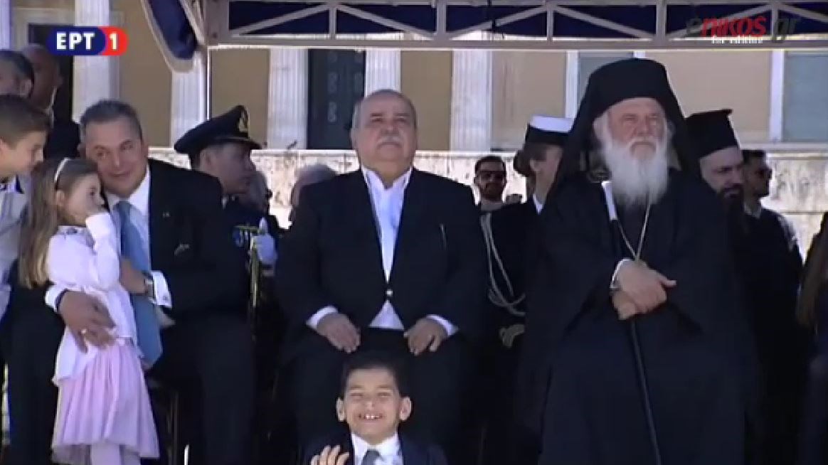 Τεράστια γκάφα από τον εκφωνητή της ΕΡΤ – “Βάφτισε” τον Καμμένο… Αβέρωφ – ΒΙΝΤΕΟ