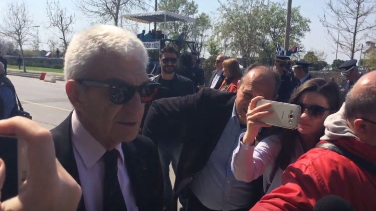 Nα καταργηθεί η παρέλαση με τη σημερινή της μορφή πρότεινε ο Μπουτάρης – ΒΙΝΤΕΟ