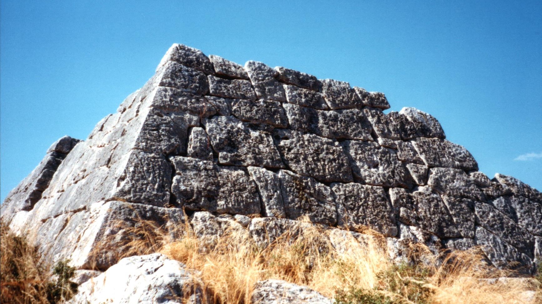 Η αρχαιότερη πυραμίδα του κόσμου βρίσκεται στο Άργος; – ΒΙΝΤΕΟ