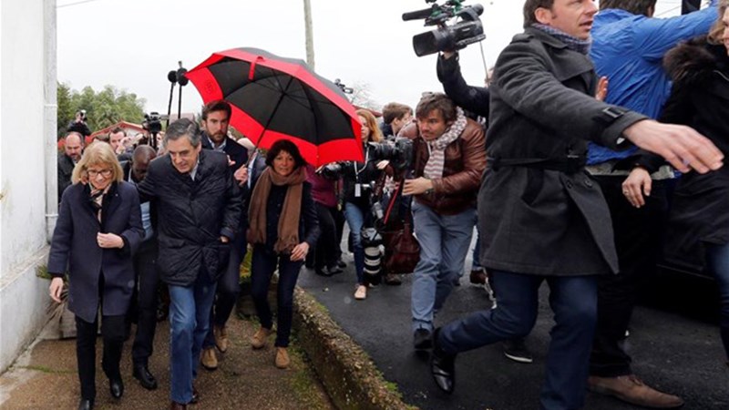 Γαλλία – Πέταξαν αυγά στον Φιγιόν