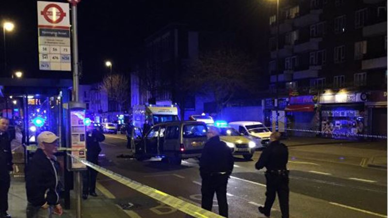 Η ανακοίνωση της αστυνομίας για το συμβάν στο Λονδίνο – Πως το αντιμετωπίζει – ΤΩΡΑ